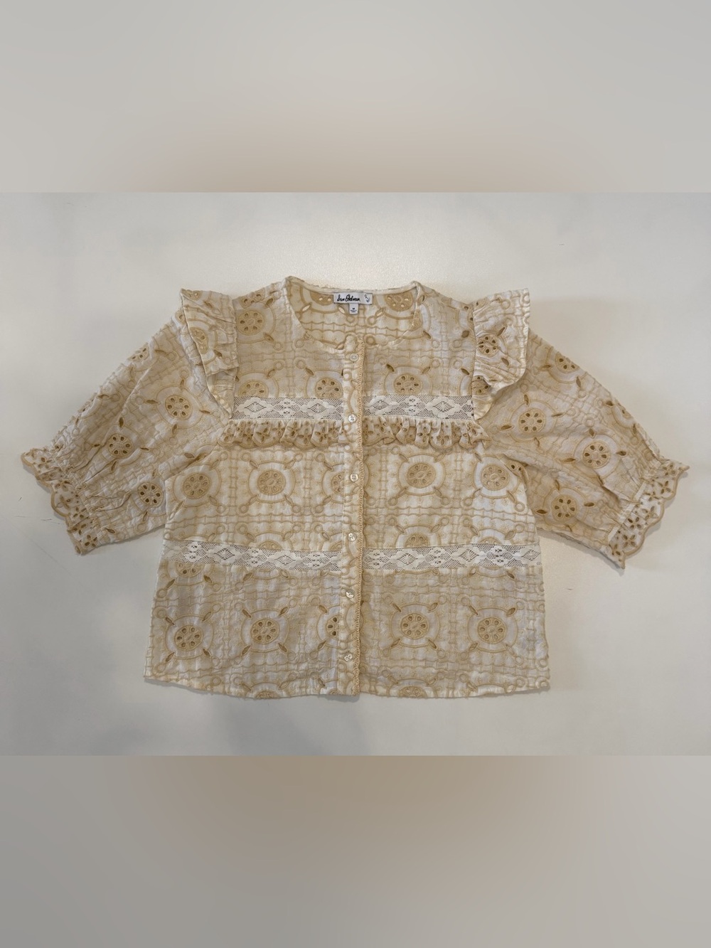 Sam Edelman Embroidered Lace Cream Blouse Short-Sleeve Bottom-Up Ruffle Size M